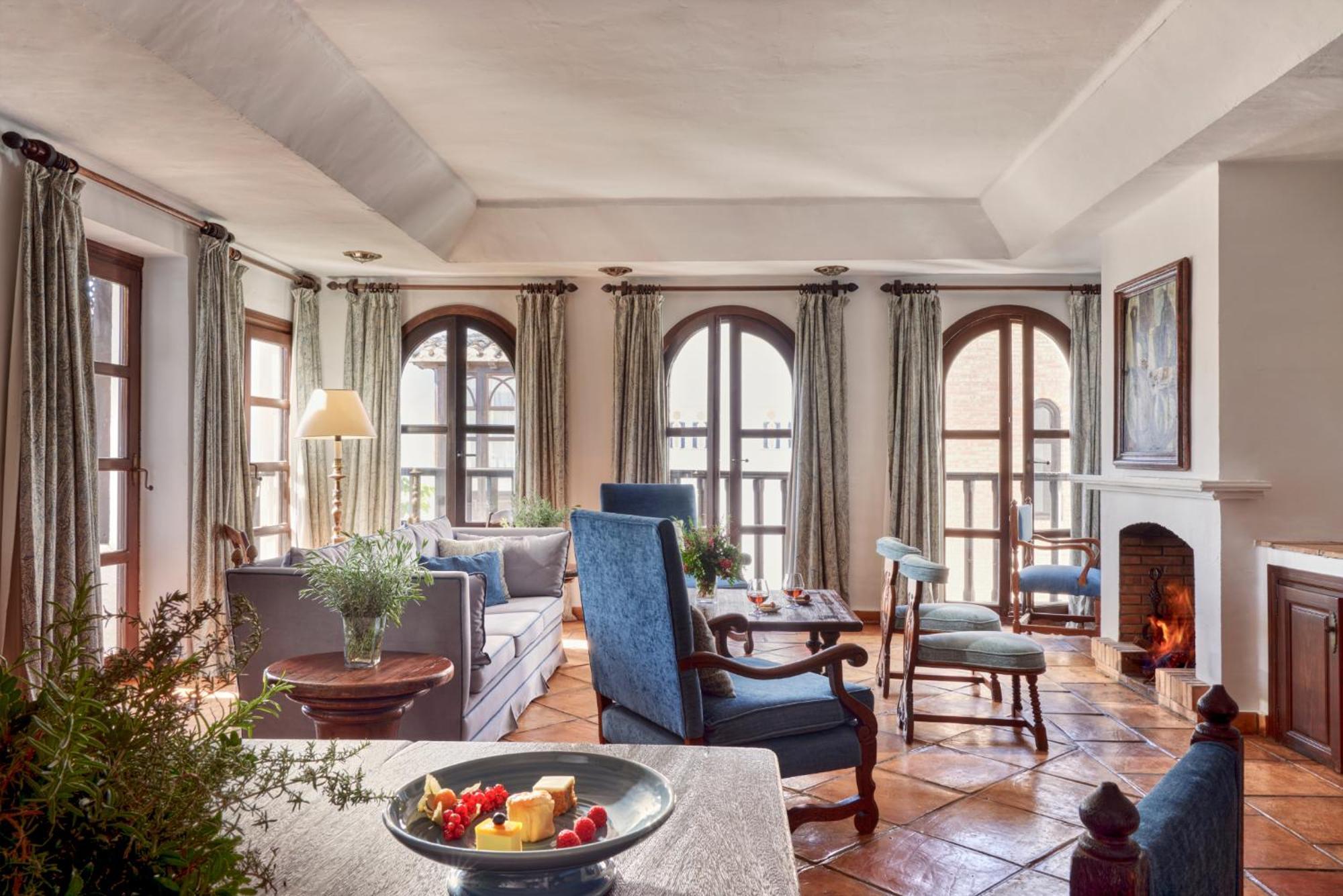 La Bobadilla, A Royal Hideaway Hotel Вильянуэва-де-Тапиа Экстерьер фото