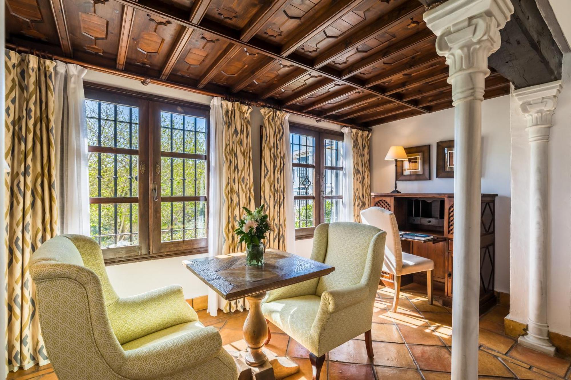 La Bobadilla, A Royal Hideaway Hotel Вильянуэва-де-Тапиа Экстерьер фото