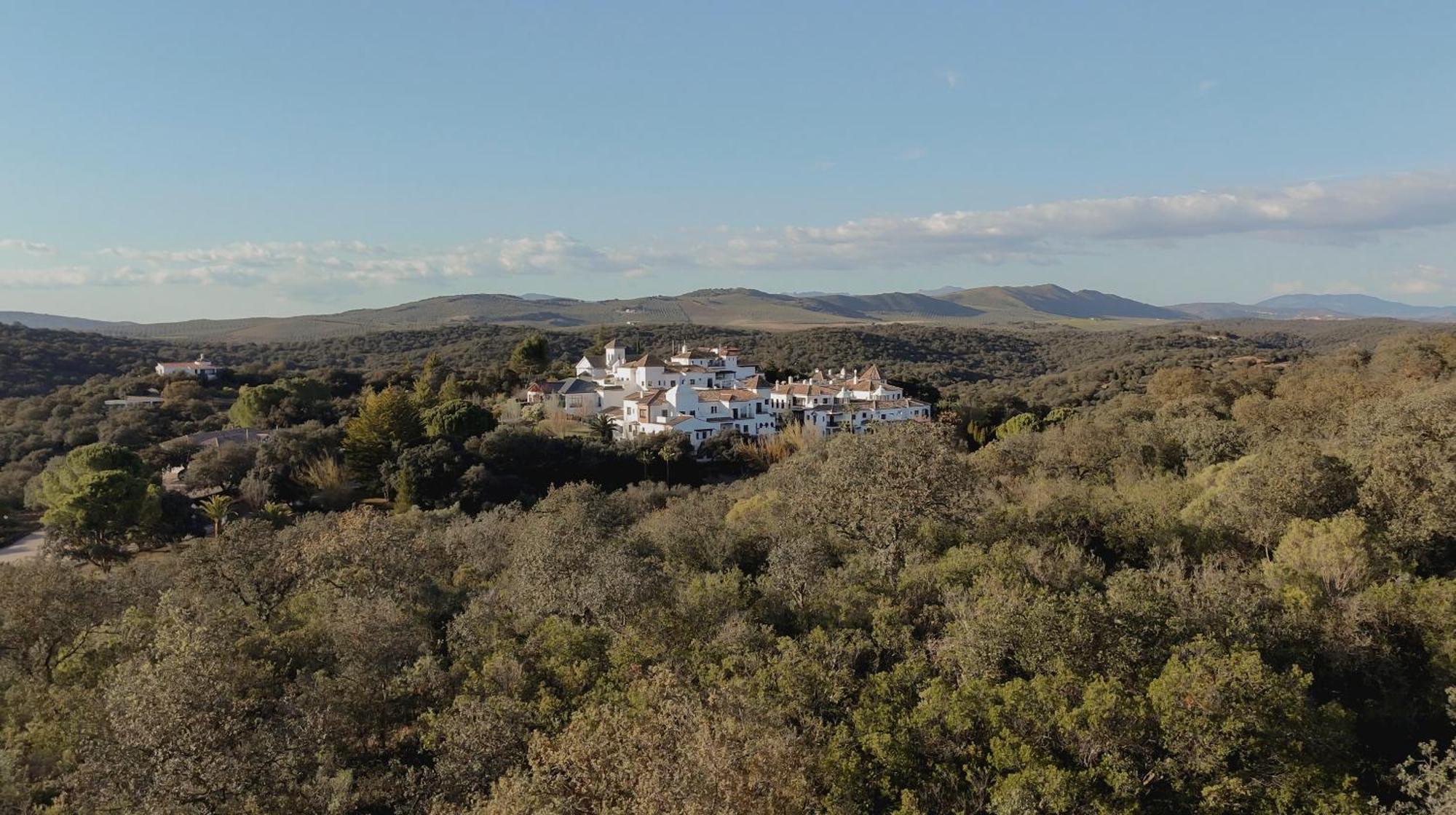 La Bobadilla, A Royal Hideaway Hotel Вильянуэва-де-Тапиа Экстерьер фото